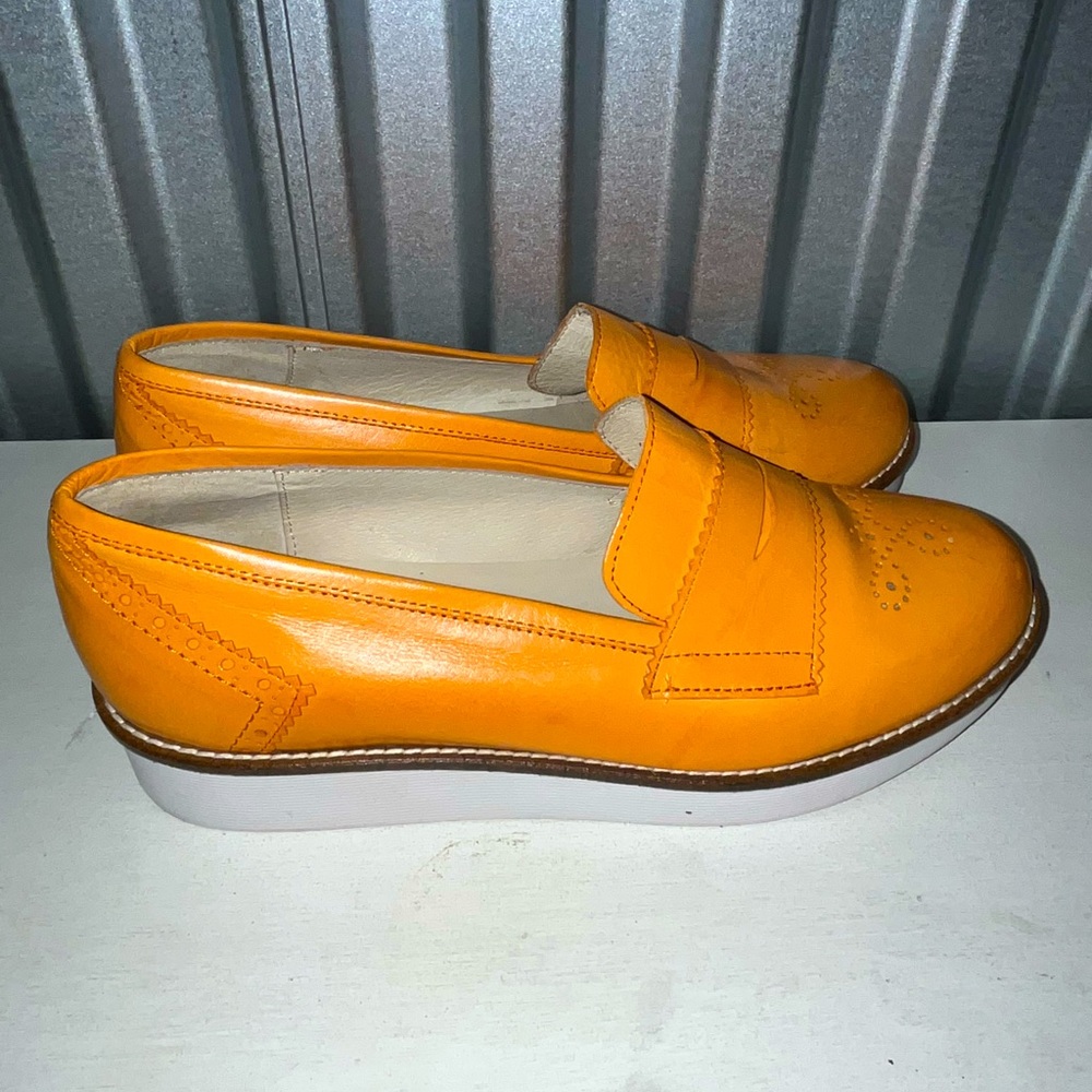 DNA footwear shoes